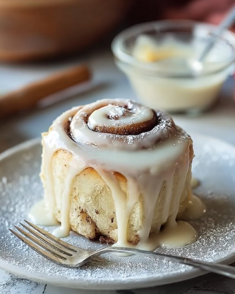 Irresistible One Minute Cinnamon Roll in a Mug Recipe